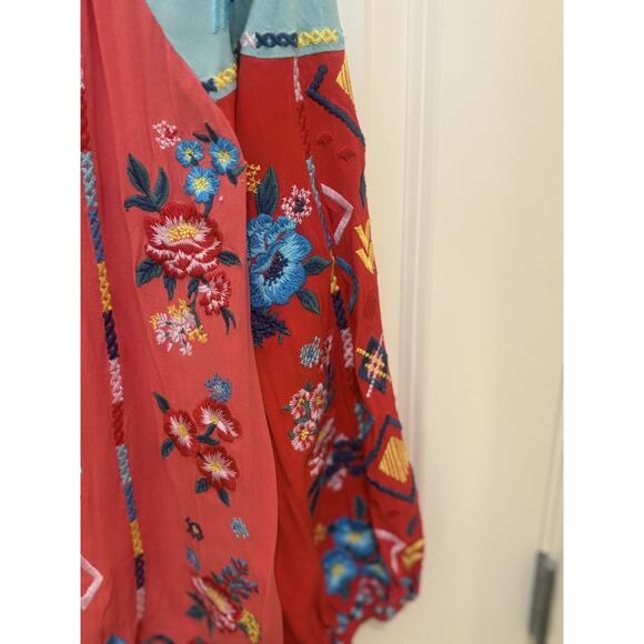 Savanna Jane Top Women S Red Blue Floral Embroidered Long Sleeve - Picture 3 of 4